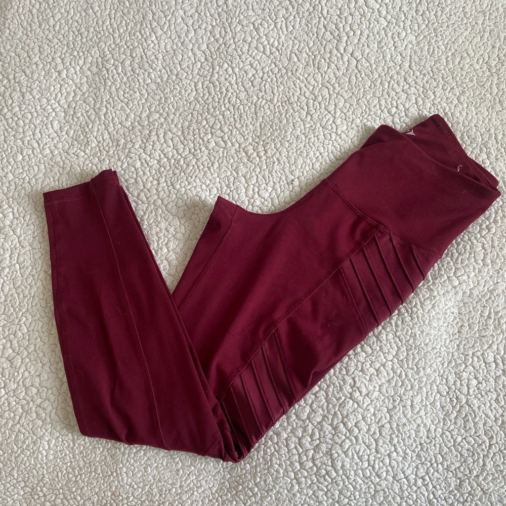 Old Navy Active Maroon Leggings